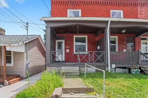 318 E 17th St, Homestead, PA 15120