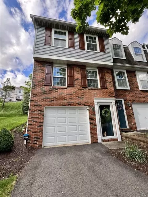 200 Saxonwald Ln, Pittsburgh, PA 15234