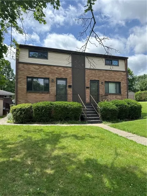 205-207 W Steuben St, Pittsburgh, PA 15205