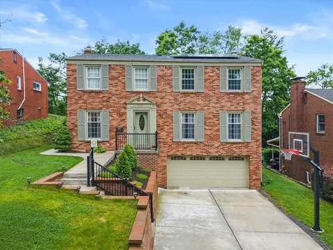 913 Parkview Dr, Pittsburgh, PA 15243