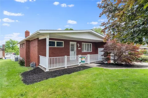 103 Crest St, Charleroi, PA 15022