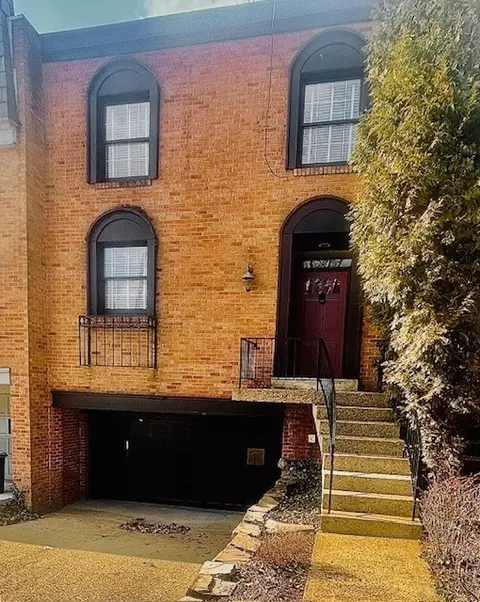 1410 Barnsdale, Pittsburgh, PA 15217