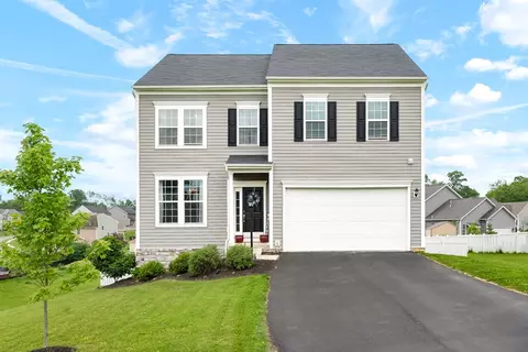105 Hare Ct, Evans City, PA 16033
