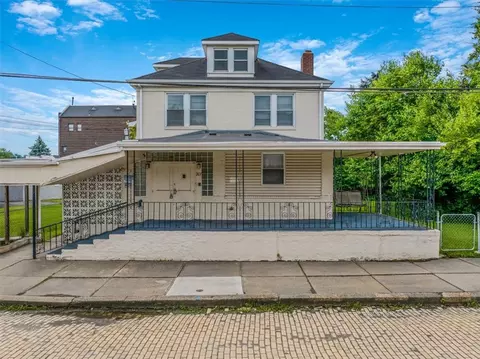 207 5th Ave, Rankin, PA 15104