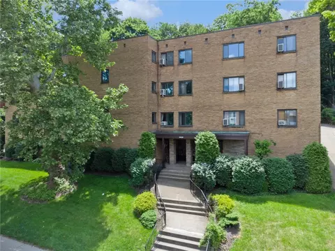 5120 5th Ave #304, Pittsburgh, PA 15232