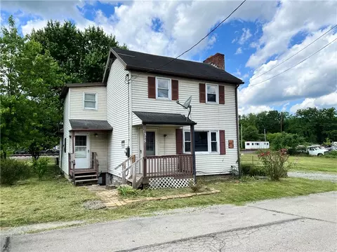 315-319 Blackburn St, West Newton, PA 15089