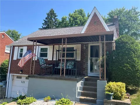 121 Carmella Dr, Mckeesport, PA 15131
