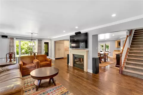 4901 Simmons Cir, Export, PA 15632 photo 11