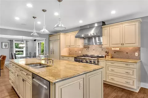 4901 Simmons Cir, Export, PA 15632 photo 22