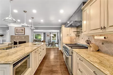 4901 Simmons Cir, Export, PA 15632 photo 18