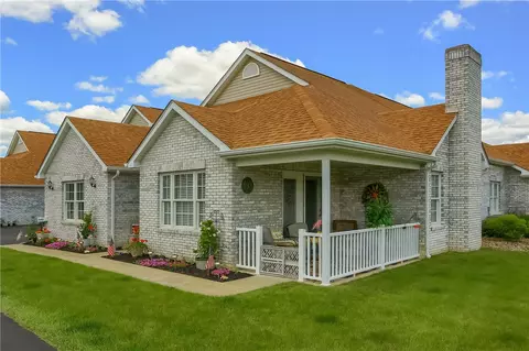 493 Stonecliff Ln, Butler, PA 16001