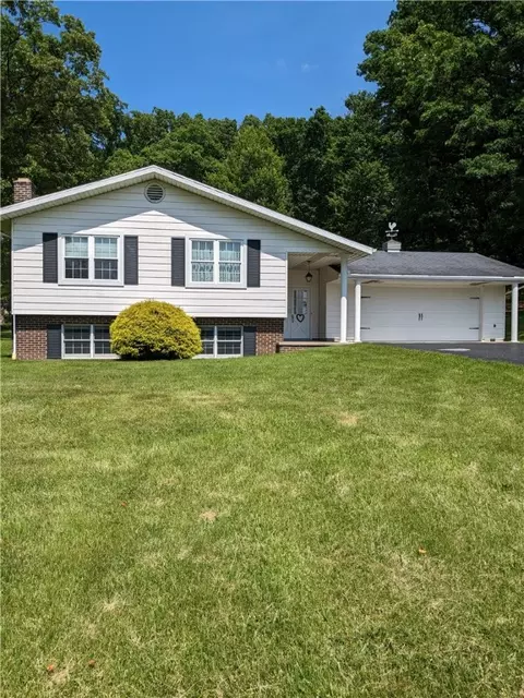 173 Snyder Ln, Blairsville, PA 15717