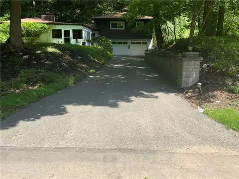 514 Walnut Rd, Pittsburgh, PA 15202