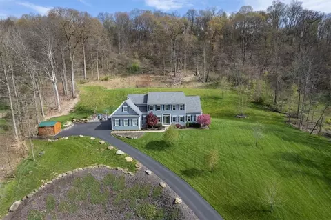 214 Douglas Rd, Sewickley, PA 15143