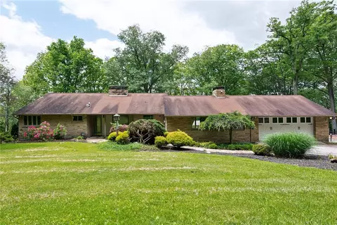 173 Top Of Hickory Hill Ln, Somerset, PA 15501
