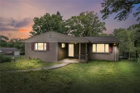 2418 Lakemont Dr, Gibsonia, PA 15044