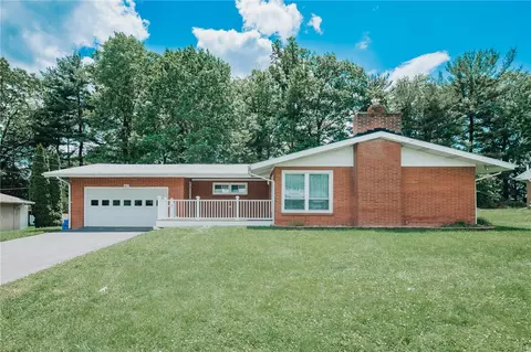 225 Courtland Rd, Indiana, PA 15701