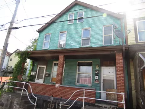 724 Ohio Ave, Glassport, PA 15045
