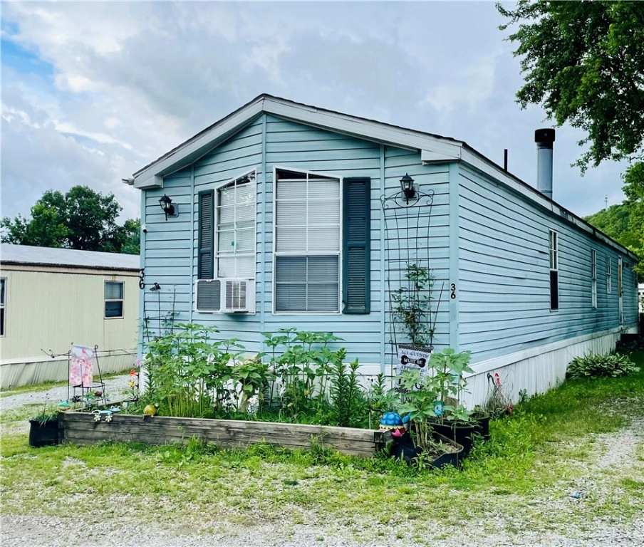 36 Granite Dr
