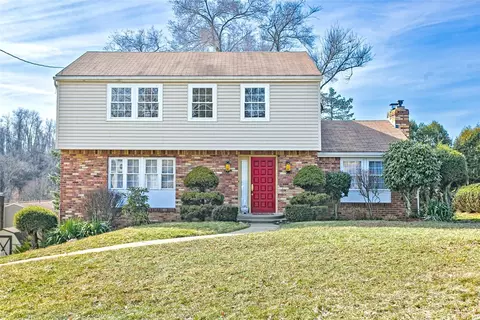 1983 Oblock Rd, Pittsburgh, PA 15239