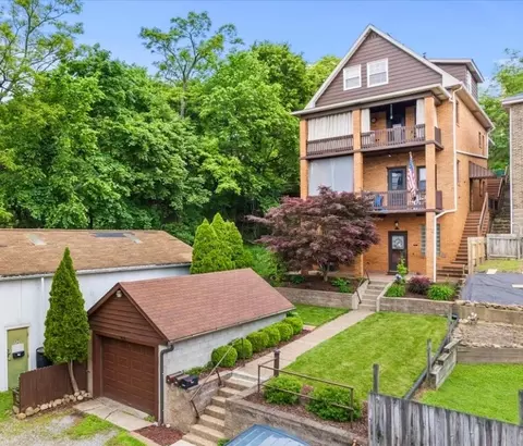 919 Pine St, Ambridge, PA 15003