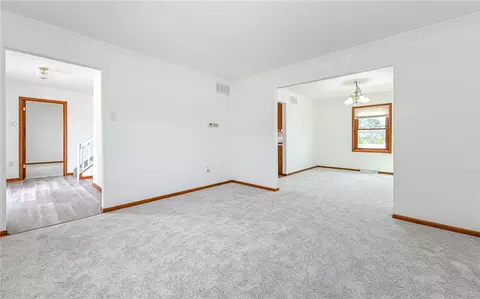 Living - 114 Douglas Ln, Monaca, PA 15061 photo 2 of 7