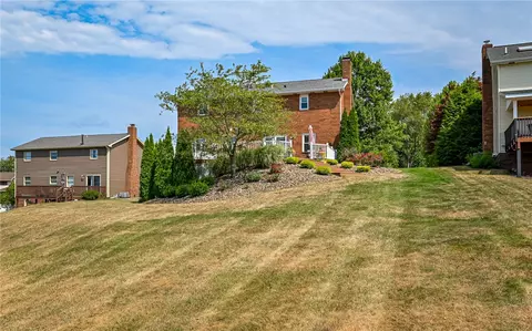 Exterior - 114 Douglas Ln, Monaca, PA 15061 photo 6 of 13