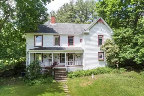 13 Penn Hill Rd, Prosperity, PA 15329