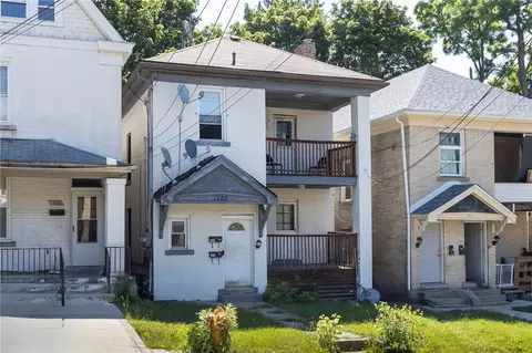 1525 Alton St, Pittsburgh, PA 15216