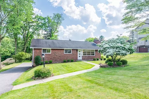 108 Dennis Dr, Glenshaw, PA 15116