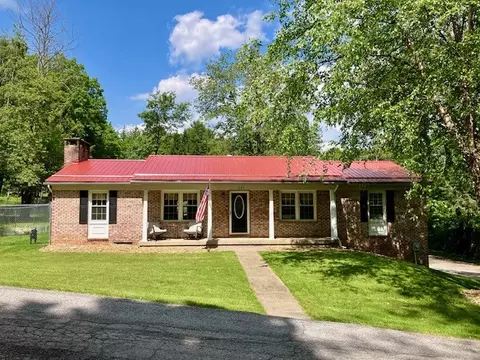 111 Mccaffrey Ln, Johnstown, PA 15905