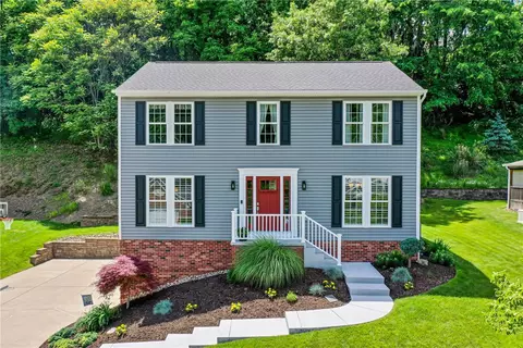 48 Colony Oaks Dr, Pittsburgh, PA 15209