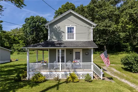 4407 W 4th Ave, Beaver Falls, PA 15010