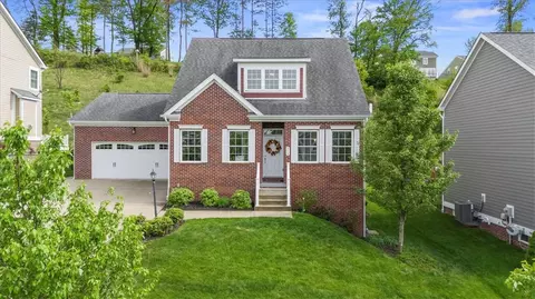 111 Vista Ridge Ln, Valencia, PA 16059