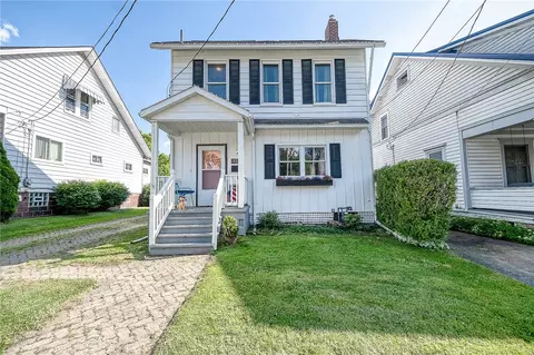 332 S Washington St, Evans City, PA 16033