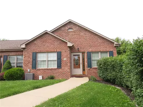 231 Constitution Ave, Cabot, PA 16023