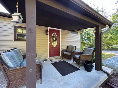140 Willow Rd, Apollo, PA 15613 photo 3