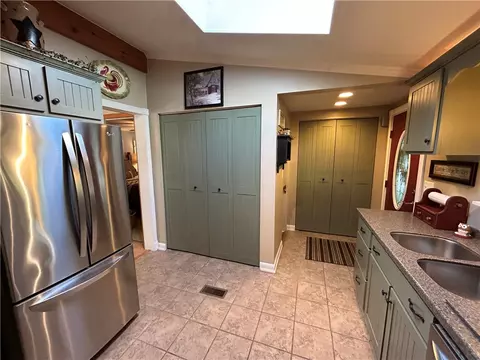 140 Willow Rd, Apollo, PA 15613 photo 6