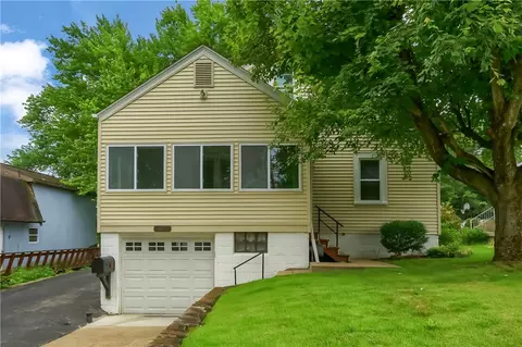 420 Clay Pike, Irwin, PA 15642