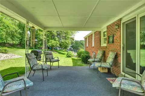 511 Semple Dr, Irwin, PA 15642 photo 20