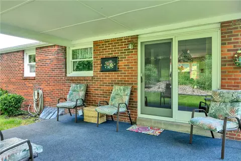511 Semple Dr, Irwin, PA 15642 photo 21