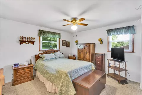 511 Semple Dr, Irwin, PA 15642 photo 11