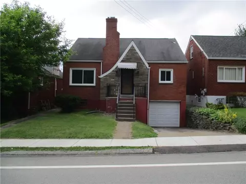 303 Commonwealth Ave, Duquesne, PA 15110