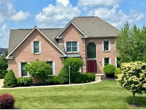 1109 Blackthorne Dr, Jeannette, PA 15644