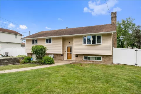 2771 Ohio St, Bethel Park, PA 15102