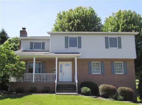107 Rockland Dr, Pittsburgh, PA 15239