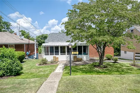 343 Dorothy Dr, Pittsburgh, PA 15235