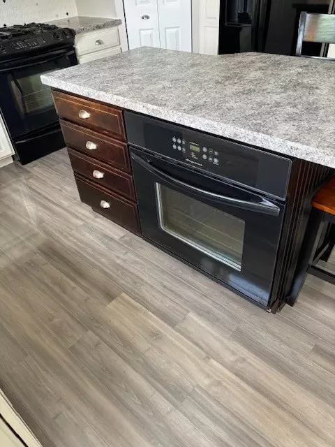 Kitchen - 408 Kingsbrook Dr, Mcdonald, PA 15057 photo 3 of 3
