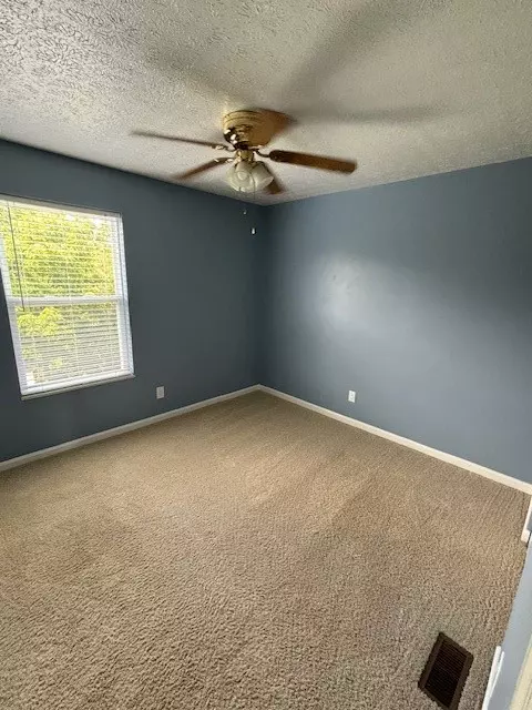 Bedroom - 408 Kingsbrook Dr, Mcdonald, PA 15057 photo 3 of 4