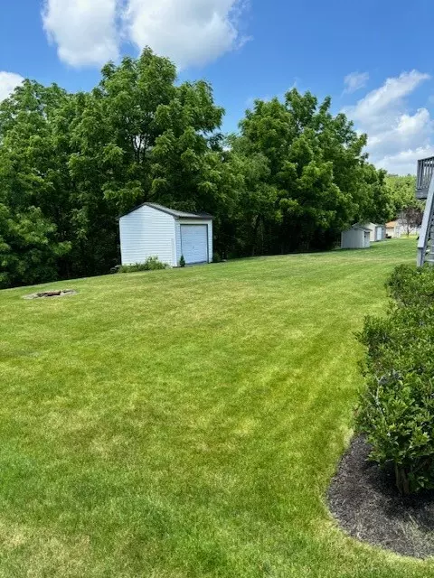 Exterior - 408 Kingsbrook Dr, Mcdonald, PA 15057 photo 6 of 6